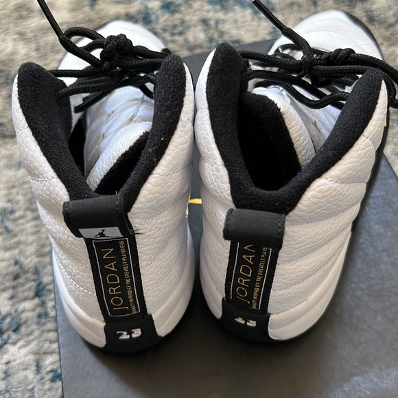 Jordan Retro 12 - Picture 4 of 5